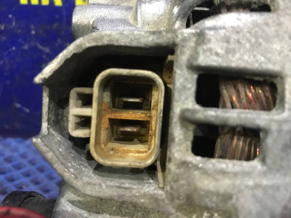 Генератор NISSAN BLUEBIRD 1997