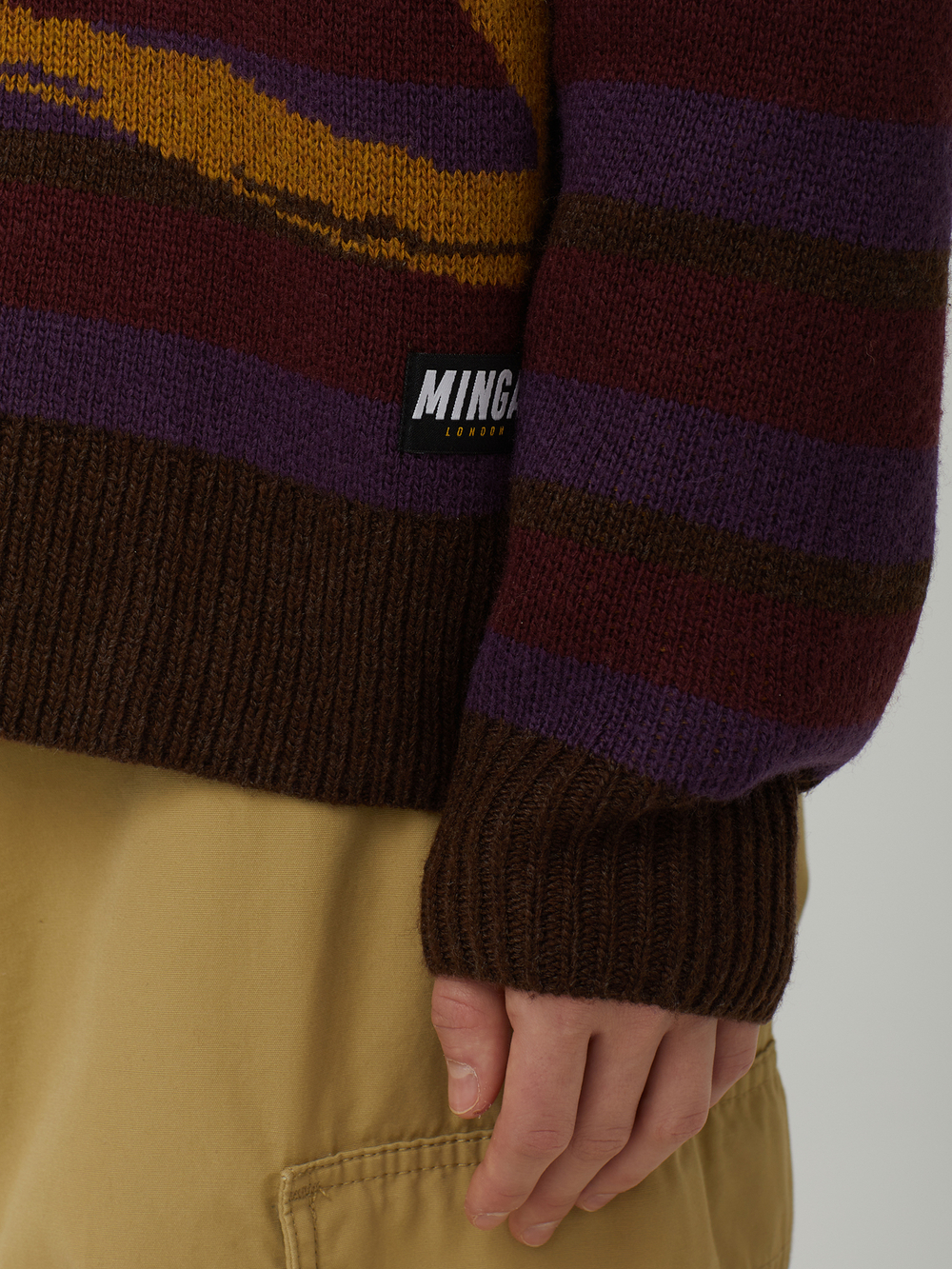 Женский Свитер Cosmic Striped