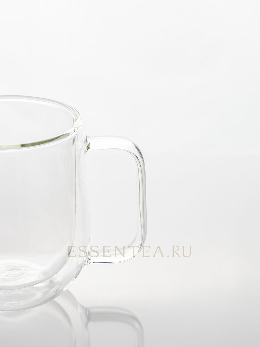 чашка стеклянная с ручкой