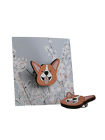 Значок AUGUST WOOD AW_M10 "Сосуд Гигеи"