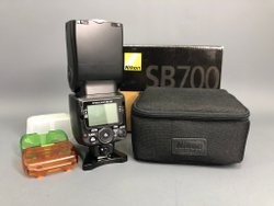 Nikon Speedlight SB-700