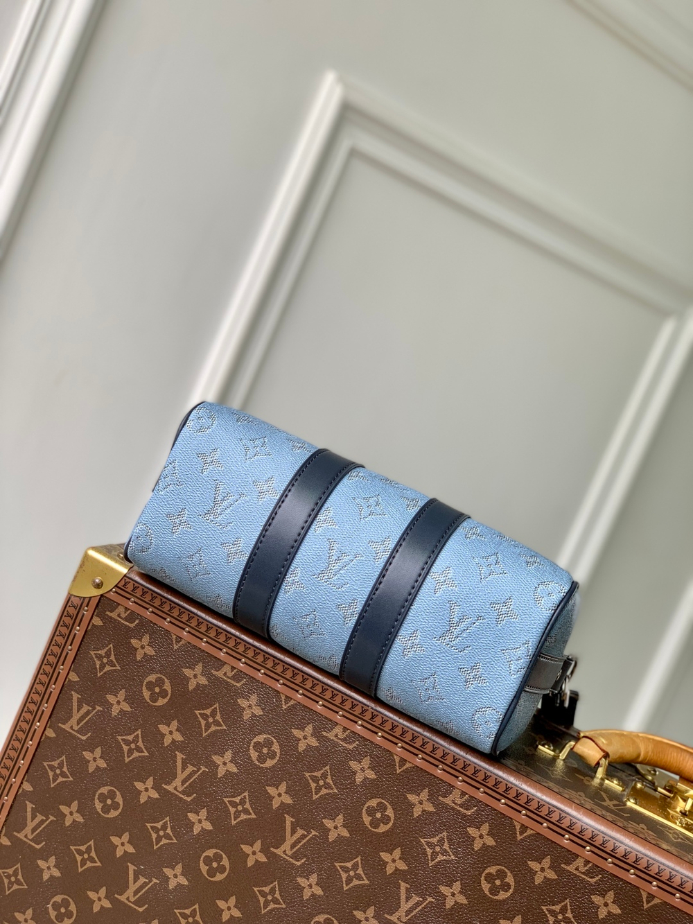 Louis Vuitton Keepall 25