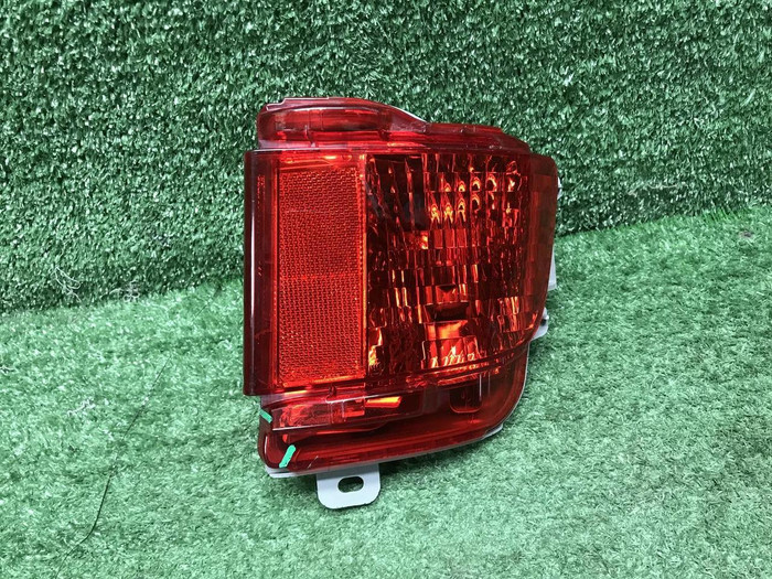 ПТФ правый Toyota Land Cruiser 200 (2015-2021)