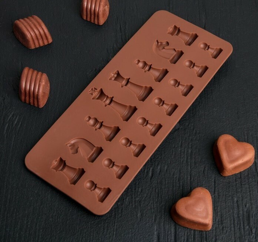 Форма для шоколада 20,6х8,8 см "Шахматы", 16 ячеек коричневая