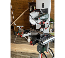 Торцовочная пила Metabo KGS 254 I Plus 0102540200