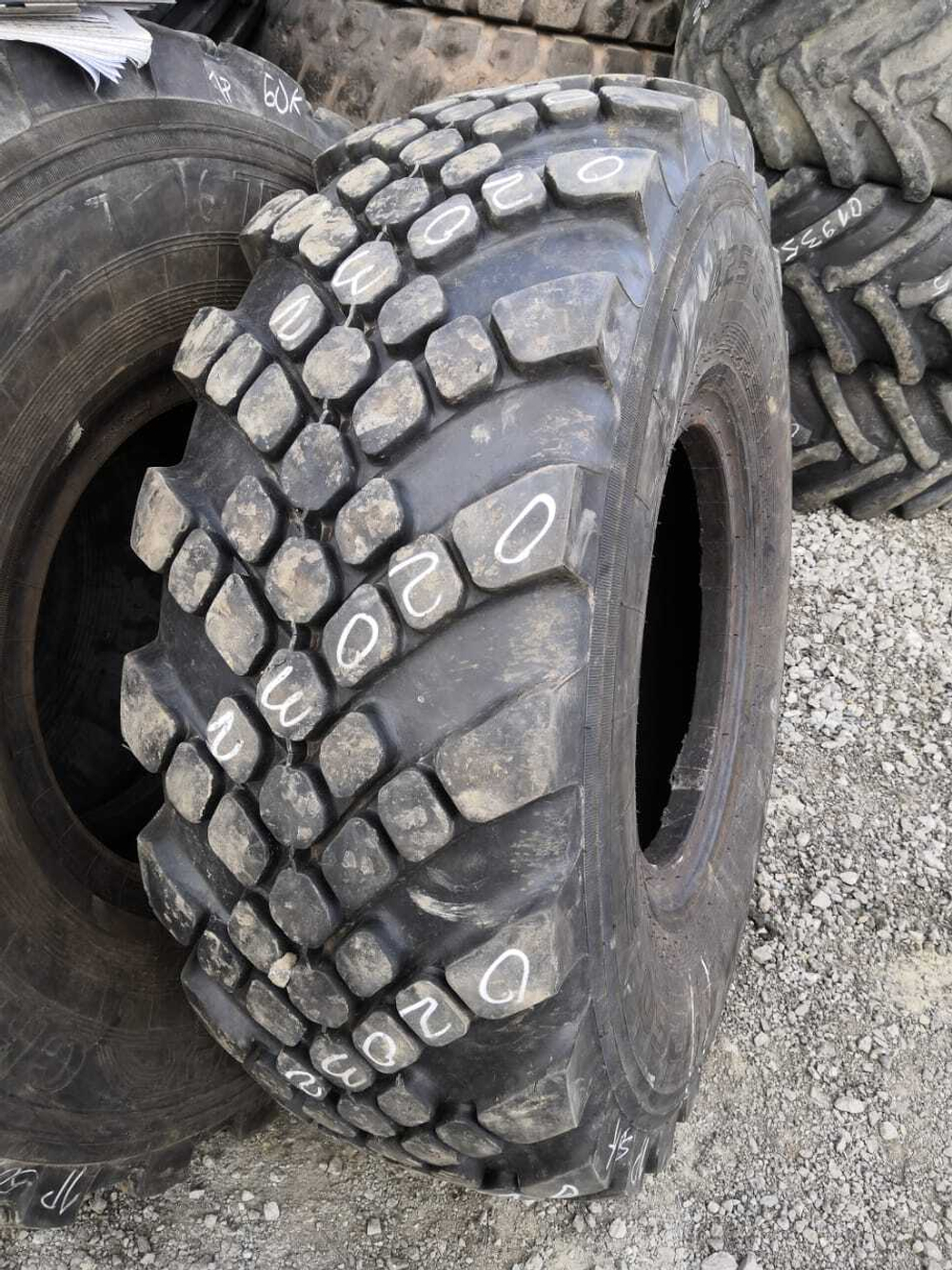 425/85R21 Kama 1260-2 шина б/у