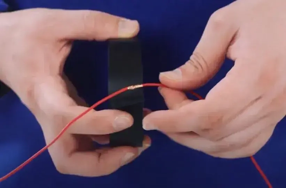 Denka 232w ПВХ изолента 1 шт., изоляция автомобильная профессиональная черная тонкая глянцевая, 19 мм 25 м 100 мкм