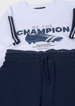 футболка с шортами