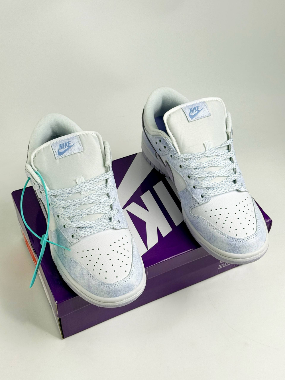Кроссовки Nike SB Dunk Low #B293 (голуб.)