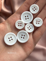 Пуговицы Прад. белые на прокол