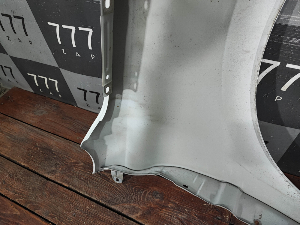 Крыло переднее левое Lada Granta 18-нв Б/У Оригинал 8450104277