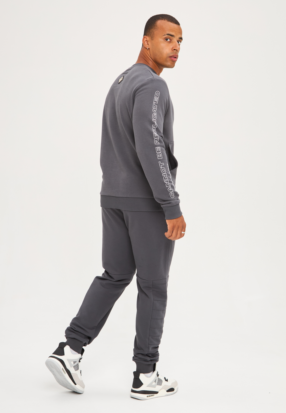 Костюм спортивный серый GREY SUIT