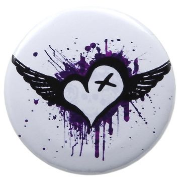 Значок Сердце с крыльями 36 мм (032)