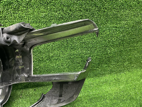 Битая Фара правая Land Cruiser 200 (15-21) LED