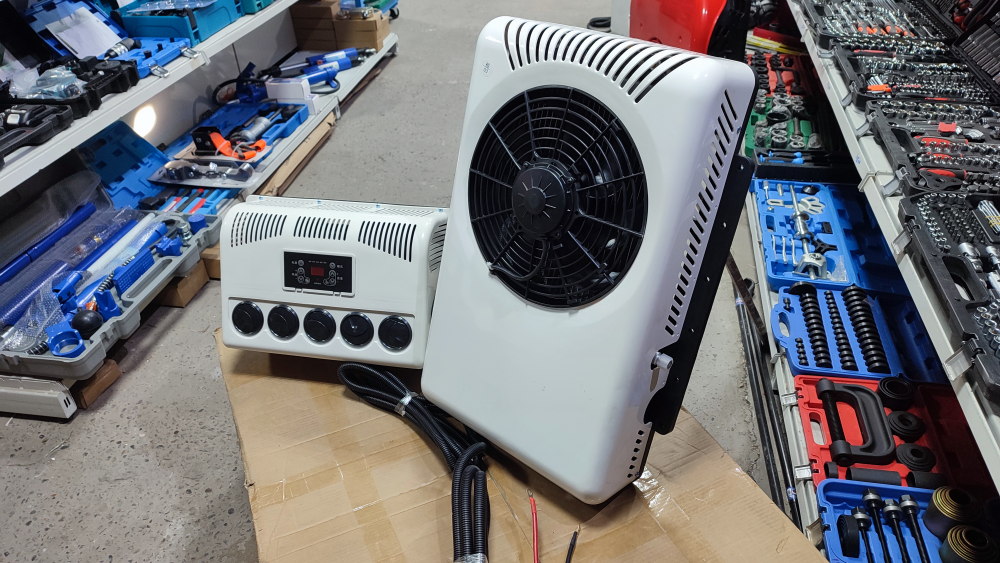 Стояночный кондиционер 12 вольт 2,6 кВт