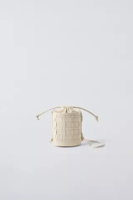 ZARA СУМКА С ПЛЕТЕНЫМ УЗОРОМ, ЭКРЮ
