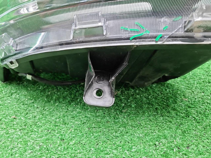 Фара правая DongFeng Captain-T (2022-н.в.) галоген