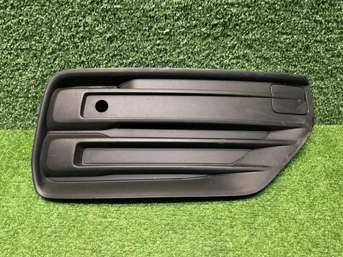 Решетка перед. бампера Volvo XC90 2 19-24 R-Design