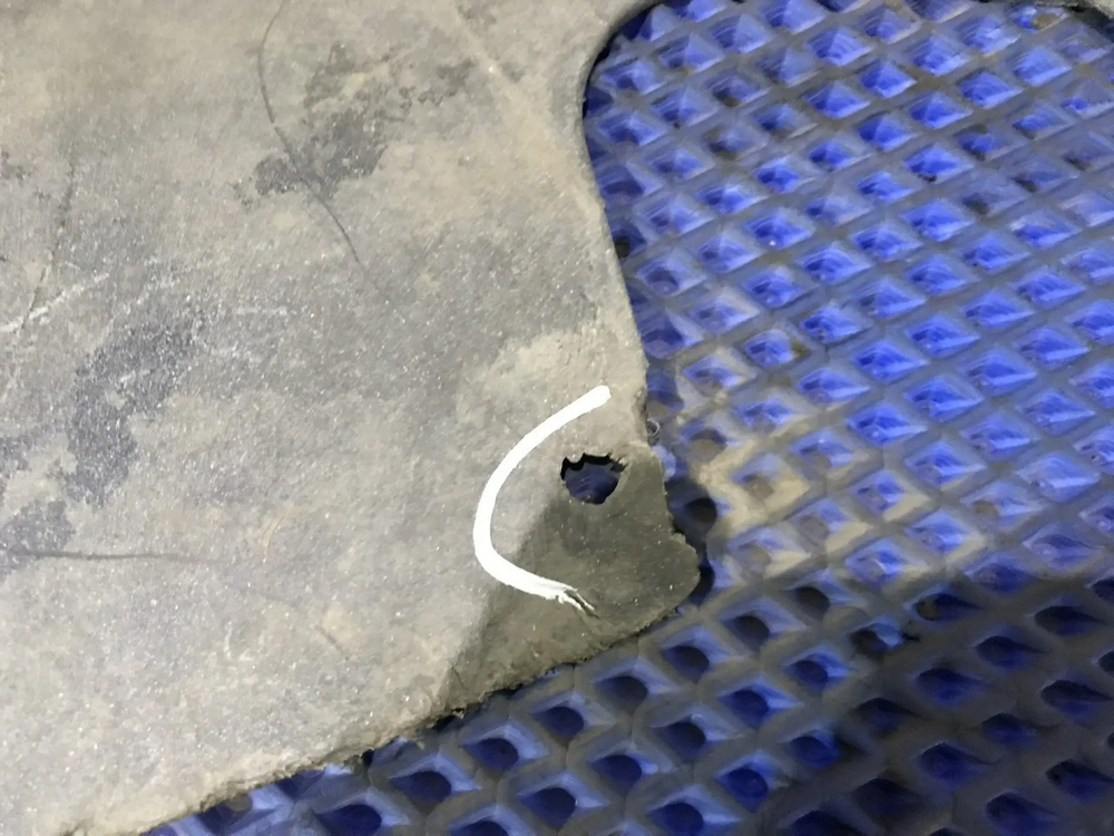 Бампер передний MAZDA MAZDA6 2003