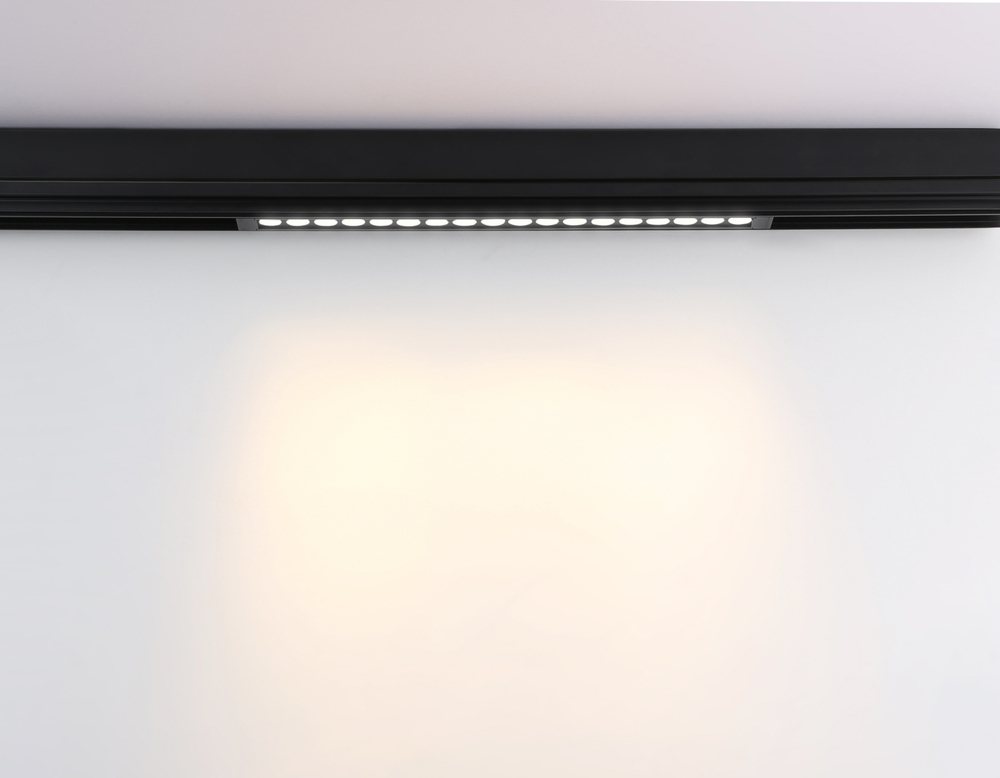 Светильник светодиодный для шинопровода Magnetic 220V GL1312 BK черный IP20 15W 3000K-6400K 24° 342*25*42
