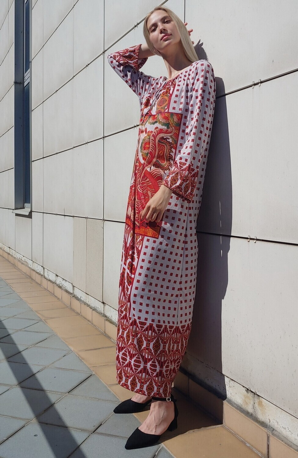 Платье "Красный Тигр", по мотивам живописи современного вьетнамского художника Ханг Тронг