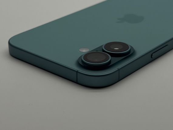 iPhone 16 Plus 128Gb Teal