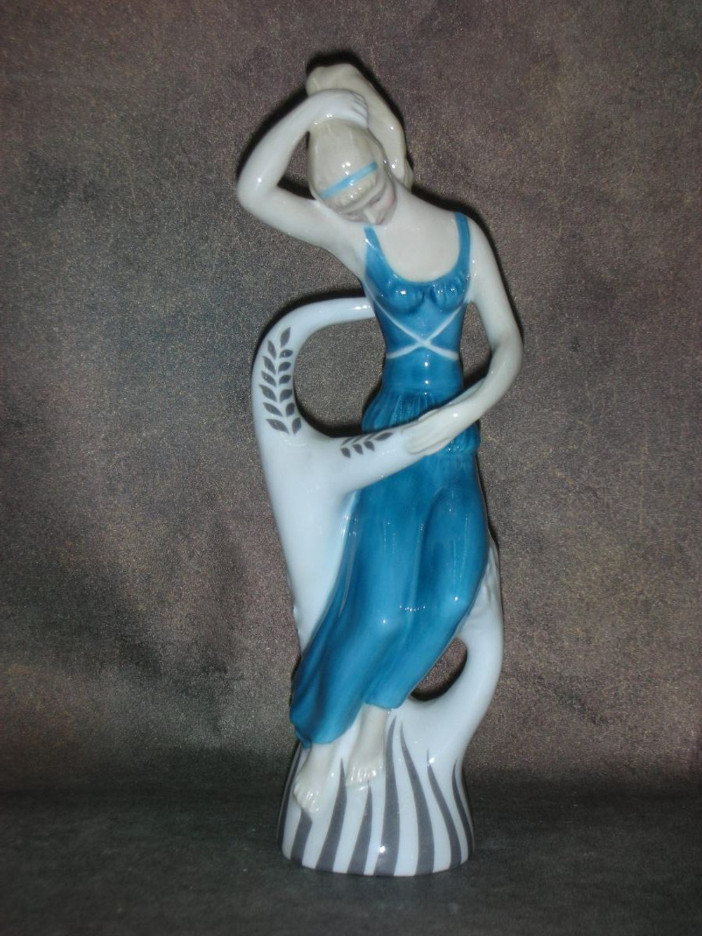 Статуэтка. Фарфор. Дама Лесная нимфа. Royal Doulton. Англия