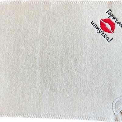 Коврик банный с вышивкой «Горячая штучка»