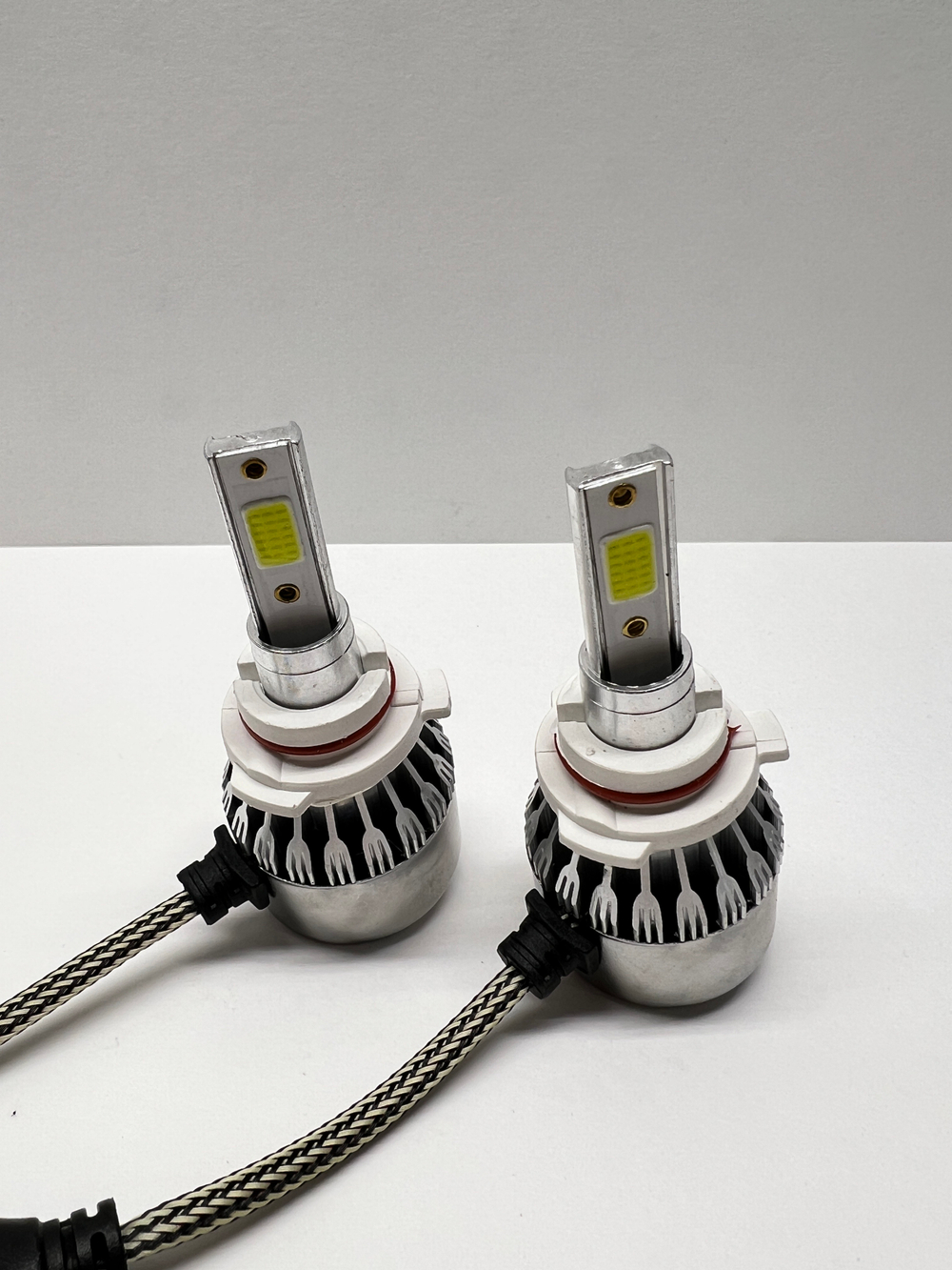 HB4 (9006) / Светодиодные лампы HB4 (9006) головного света Led Headlight C6 (5500k) 36w (2 Шт) 0.2кг 18х12х5 см