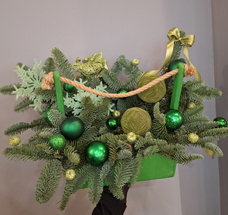 Композиция "Изумрудная сказка" Композиция "Изумрудная сказка"