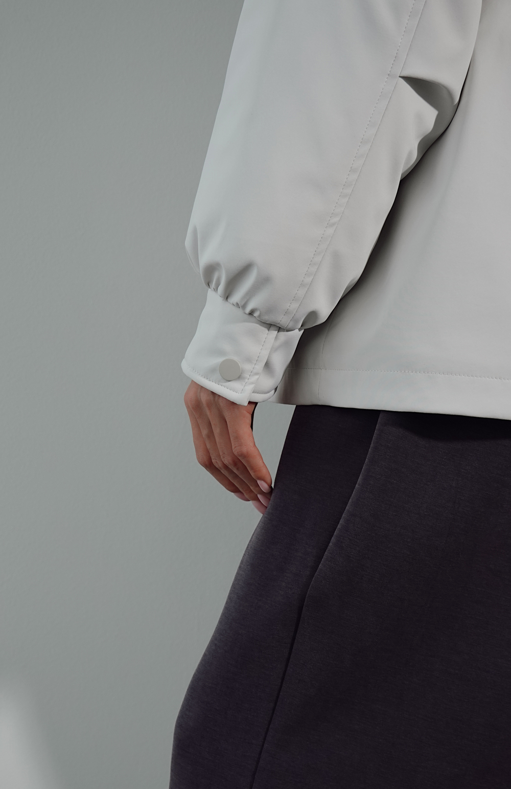 Куртка утепленная на кулиске с капюшоном