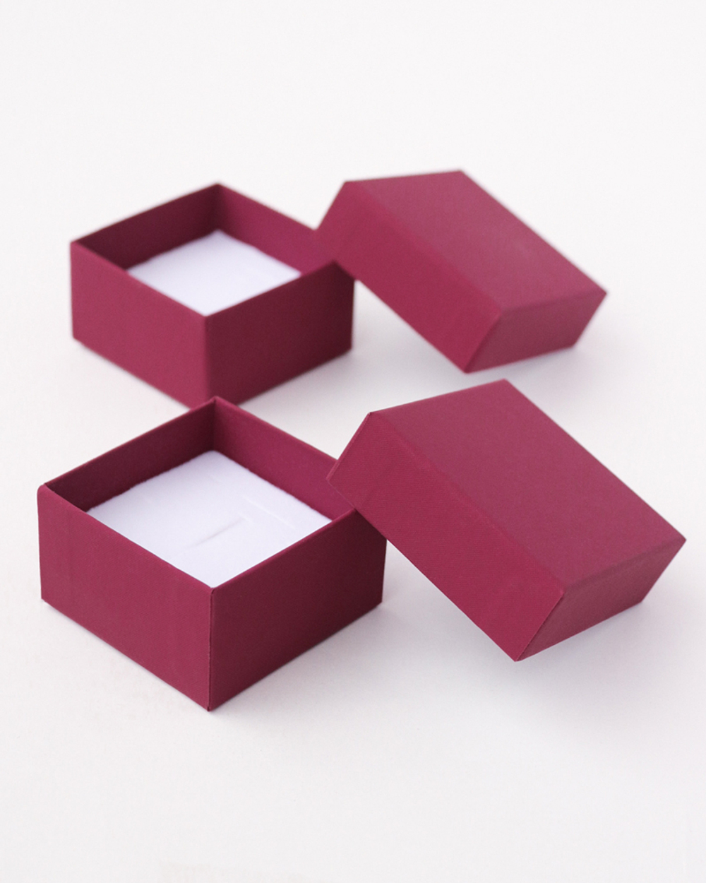 Ювелирная коробочка «Алиса» 60x60x34 мм для украшений