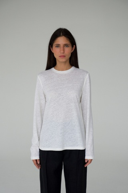 Дефект ткани. Лонгслив изо льна 100%. Цвет молочный. Размер SM. №34