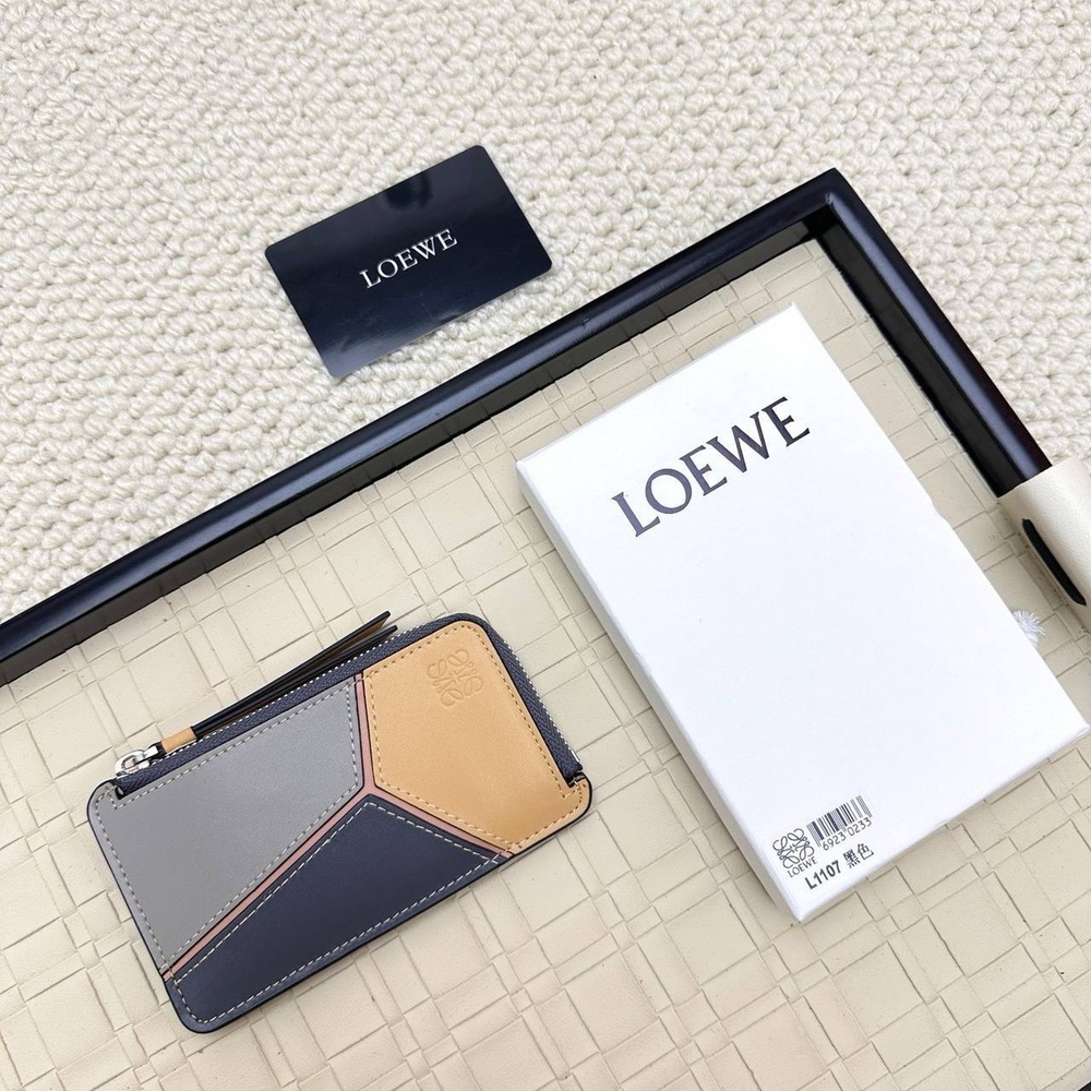 Картхолдер Loewe