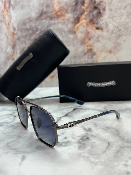 Солнечные очки Chrome Hearts