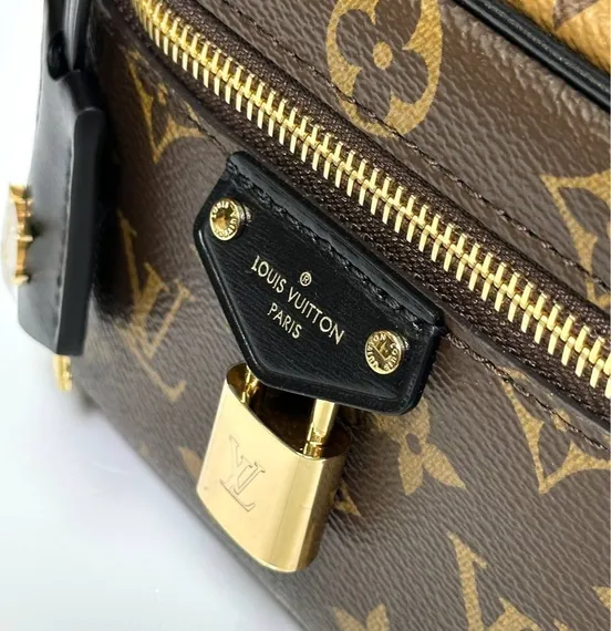 Сумка Louis Vuitton Vanity Chain Pouch коричневая