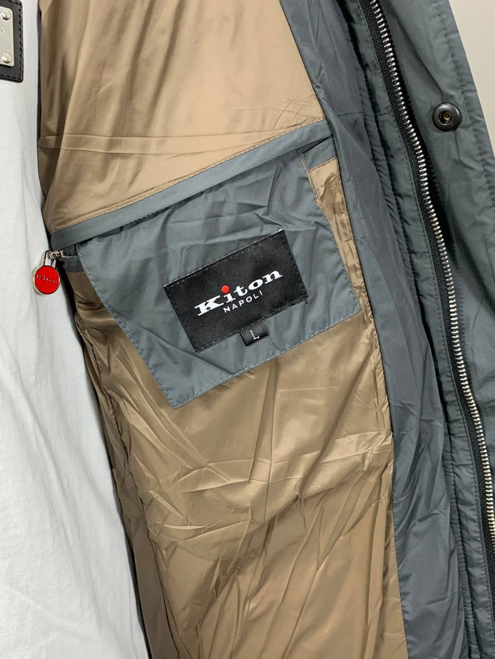 Пуховик Kiton