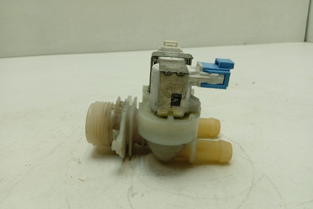 EW6S4R06W кт144 Клапан подачи воды для стиральной машины Electrolux EW6S4R06W б/у