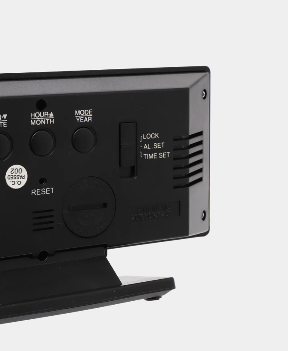 Часы зеркальные LED MIRROR DS-3618L Зеленое свечение