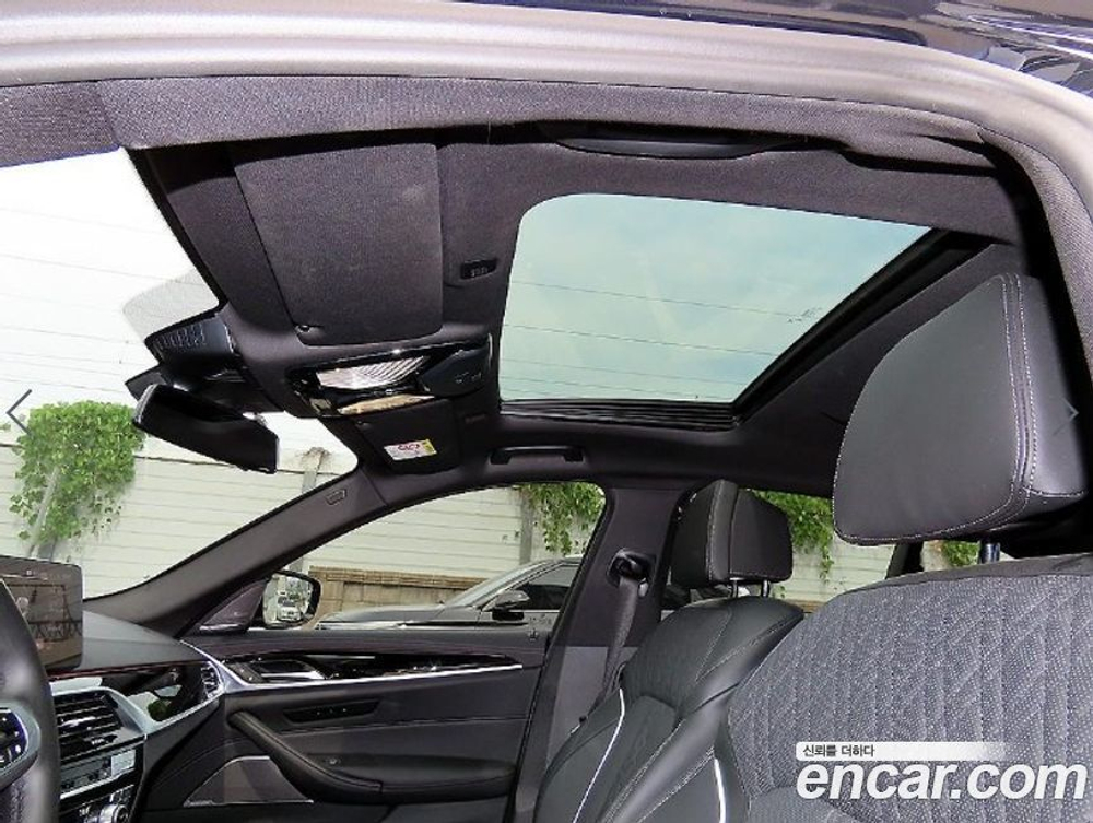 BMW 5 Series (G30) 530i M Sports (02.2023)