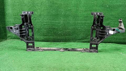 Панель передняя Genesis G70 (2017-2021)