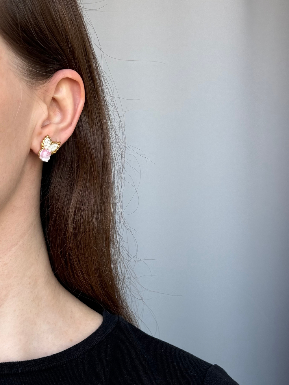 Серьги с розами и «микрожемчугом» Avon