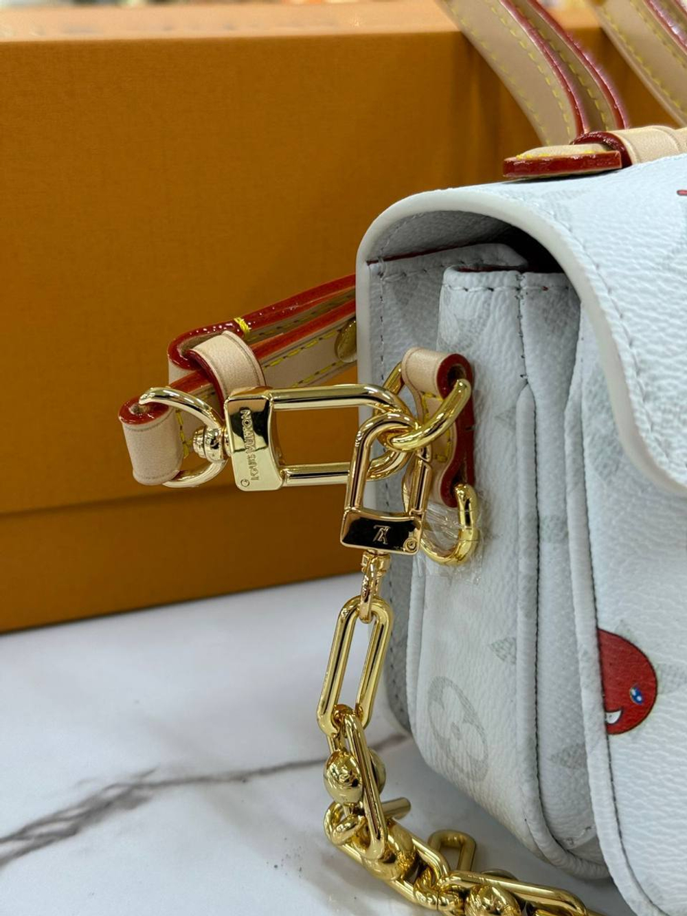 Сумка Louis Vuitton