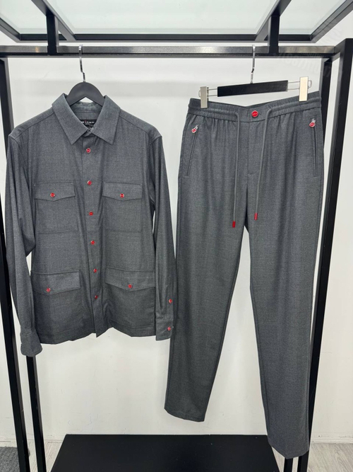 Прогулочный костюм Kiton