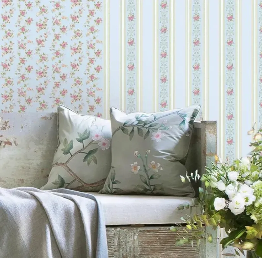 Обои бумажные Д877-01 Ситчик, полоска, флористика 0,53х10,05 м