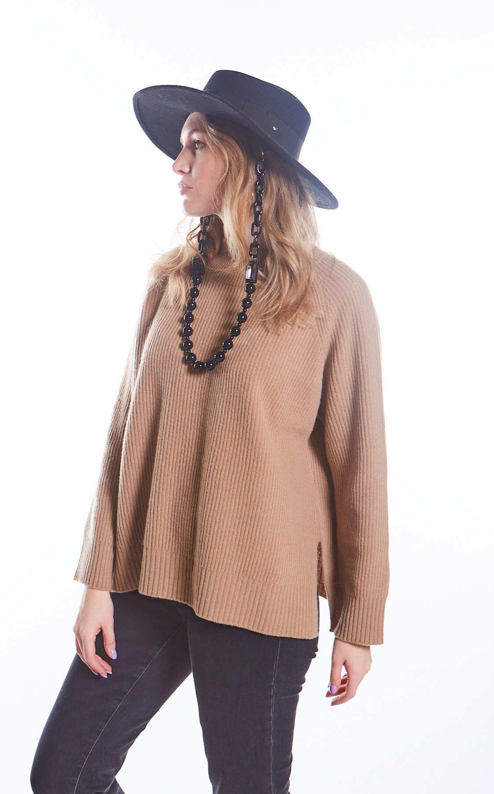 СВИТЕР ИЗ ШЕРСТЯНОЙ ПРЯЖИ