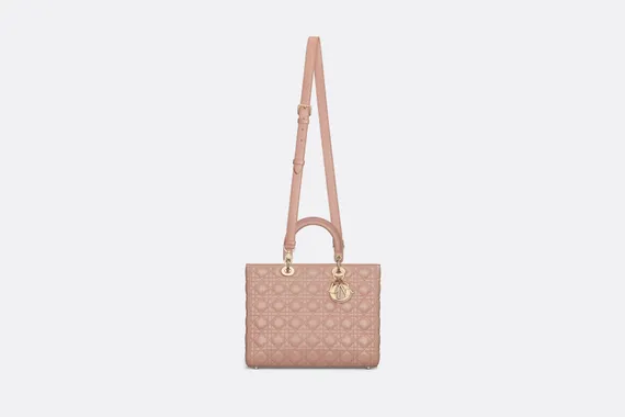 Сумка Dior Lady Dior, модель большого формата