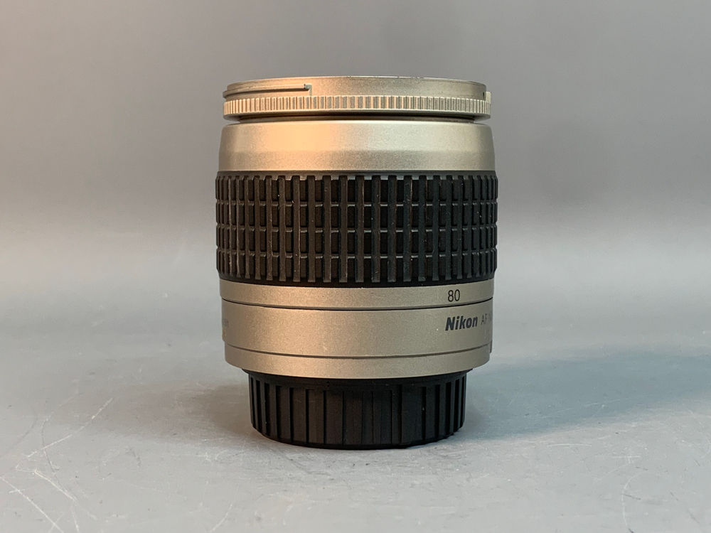 Nikon 28-80mm 3.3-5.6G AF Zoom-Nikkor
