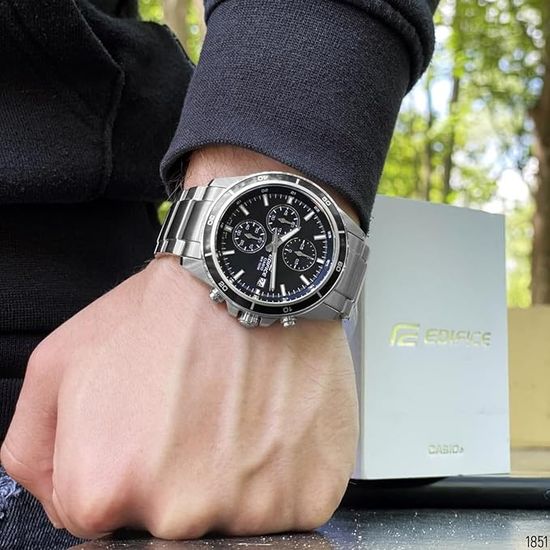 EFR-526D-1A на руке