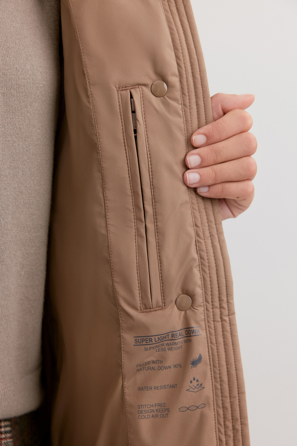 Пуховик женский B0125701 Baon